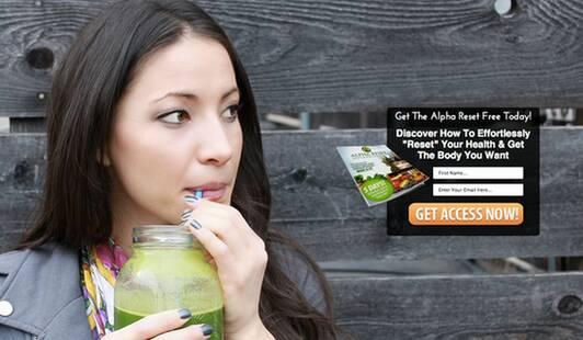 Example of using eye direction to focus attention in an image